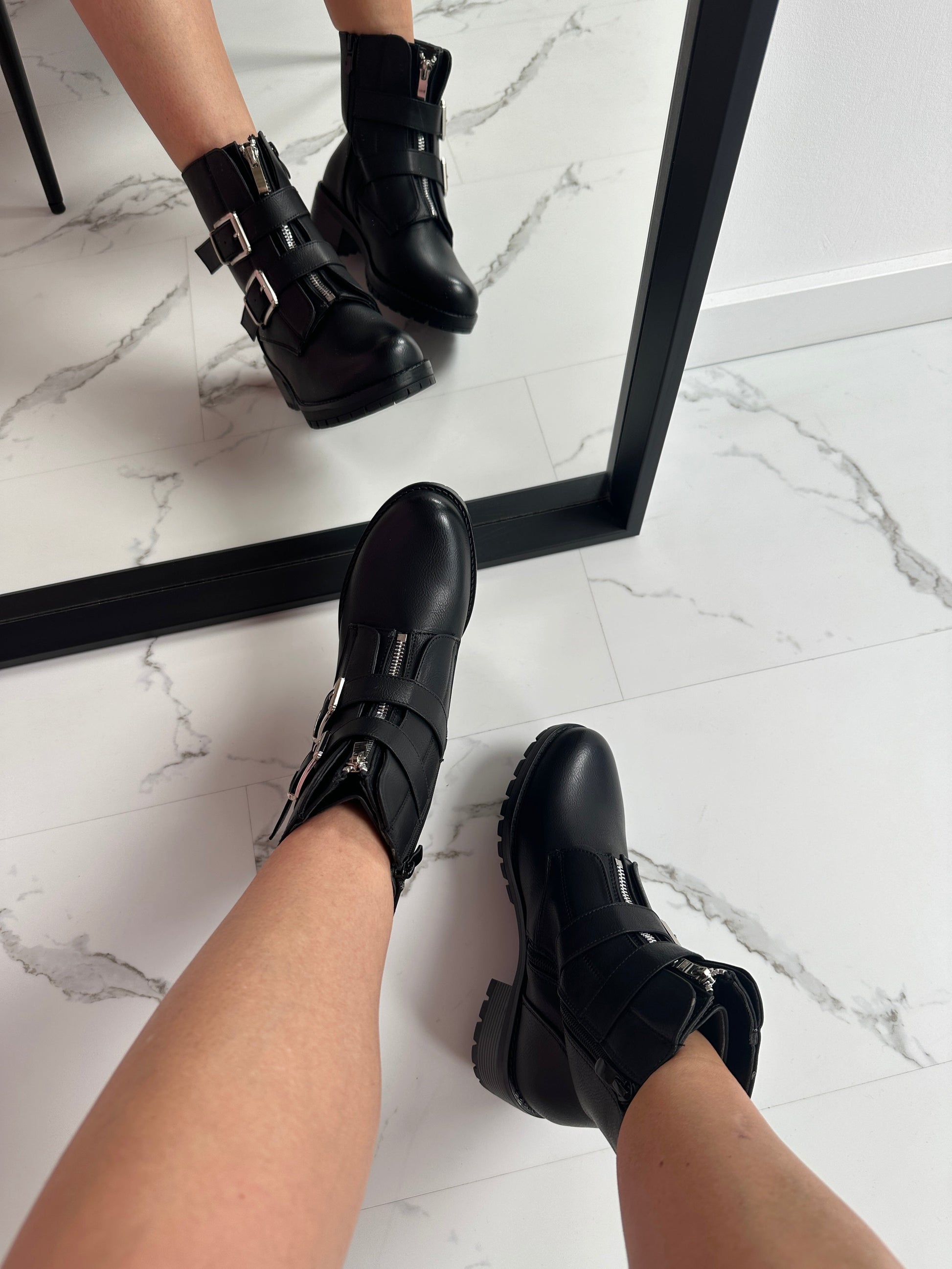 Gesp Zwarte Boots