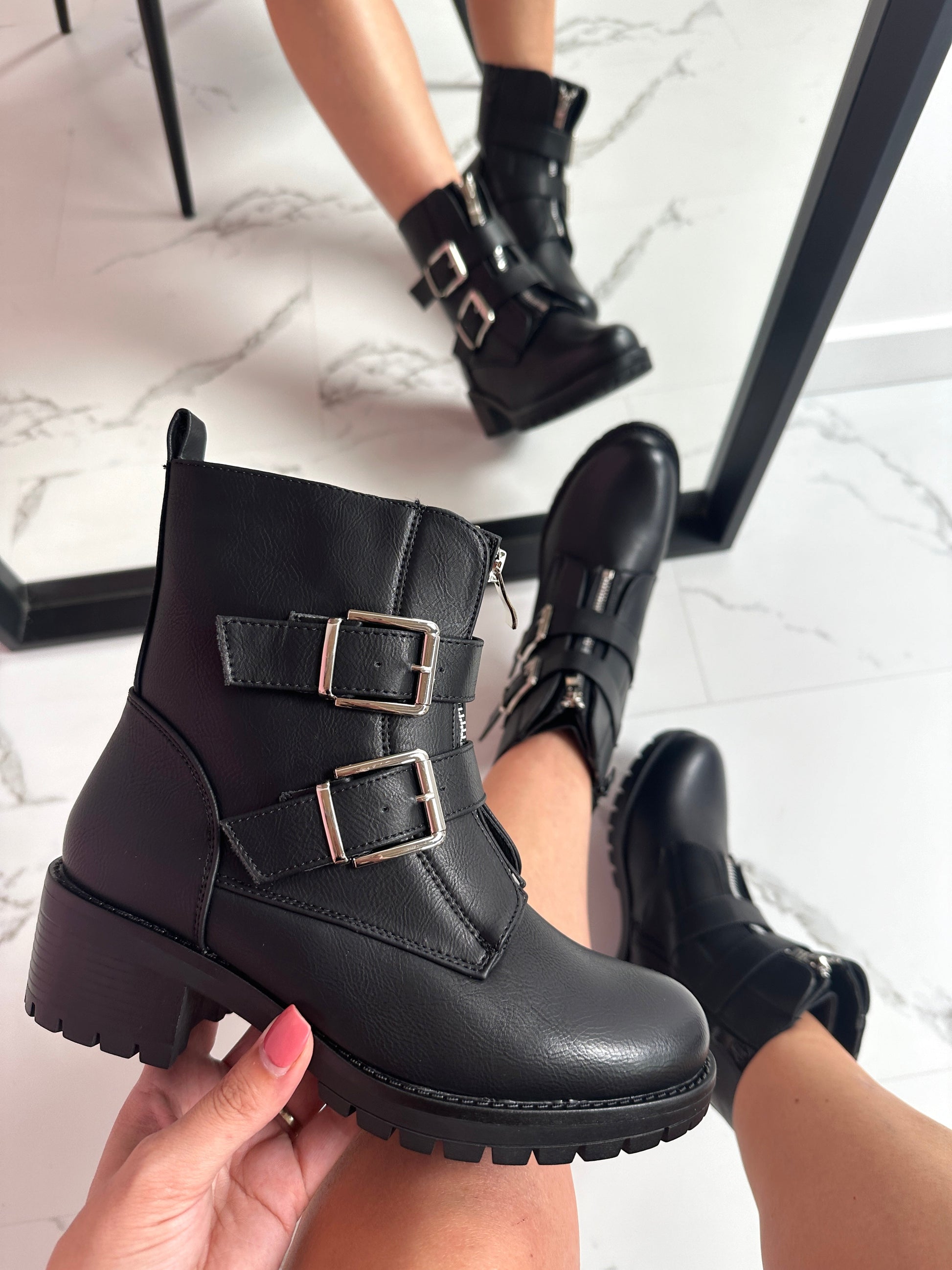 Gesp Zwarte Boots