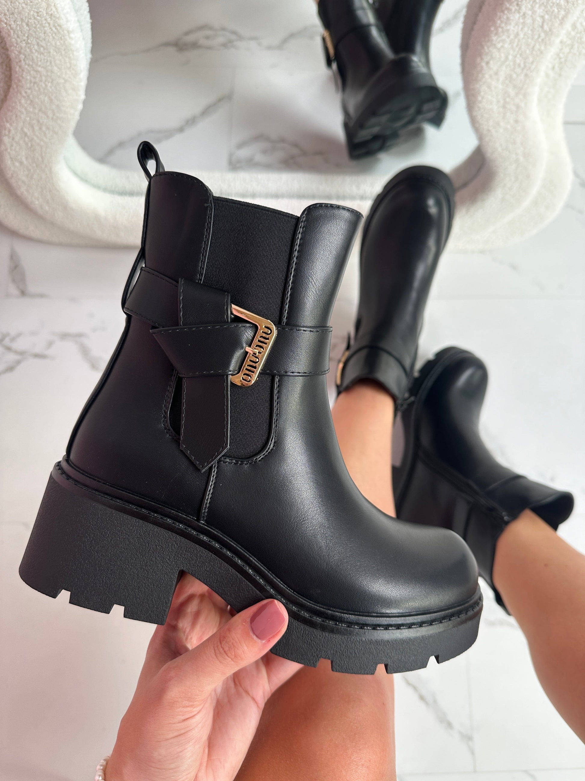 Bianca Zwarte Boots